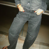 BNA Soft Curve Barrel Jean